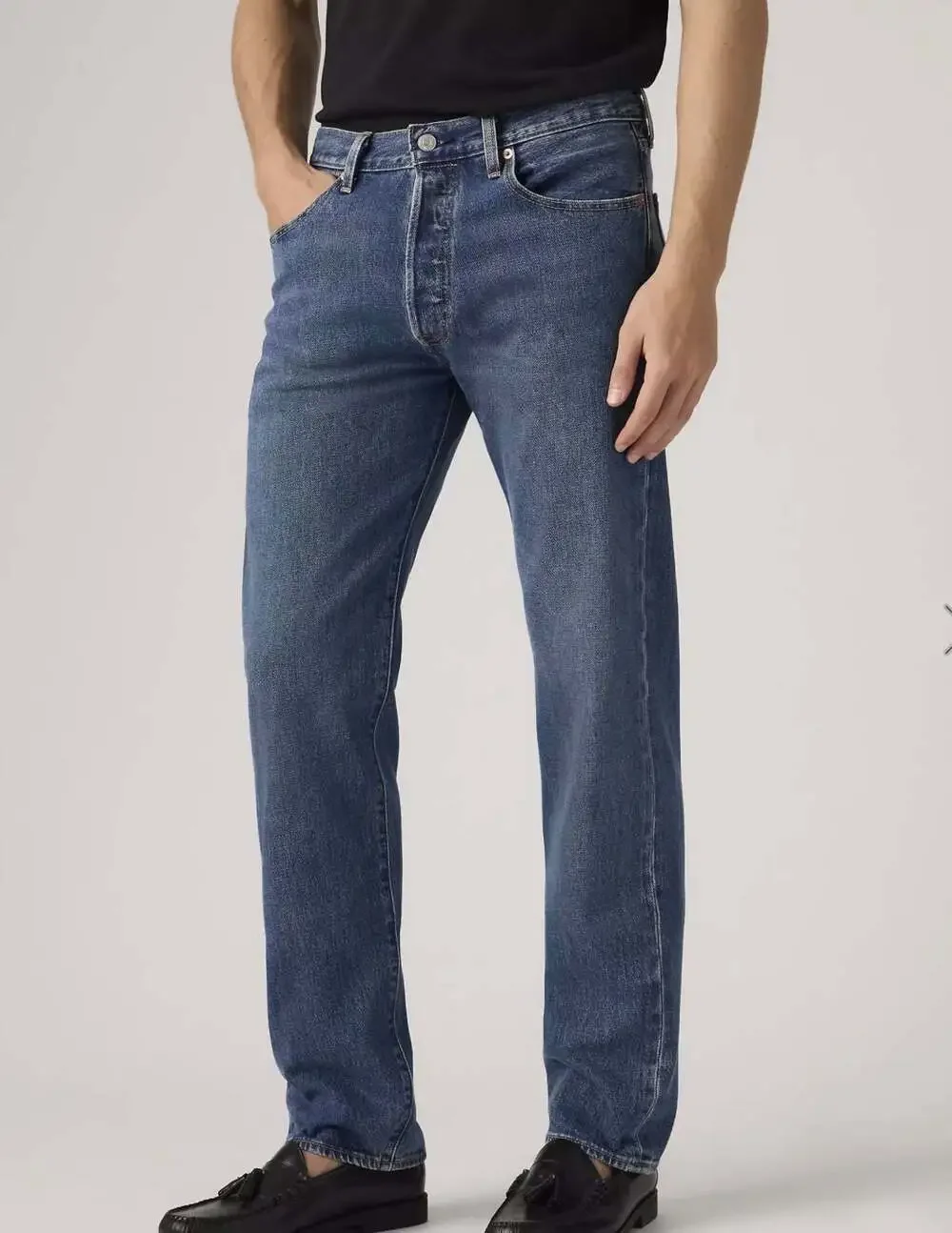 Levi's 501 Original Fit Men's Jeans W42 L32 Medium Wash